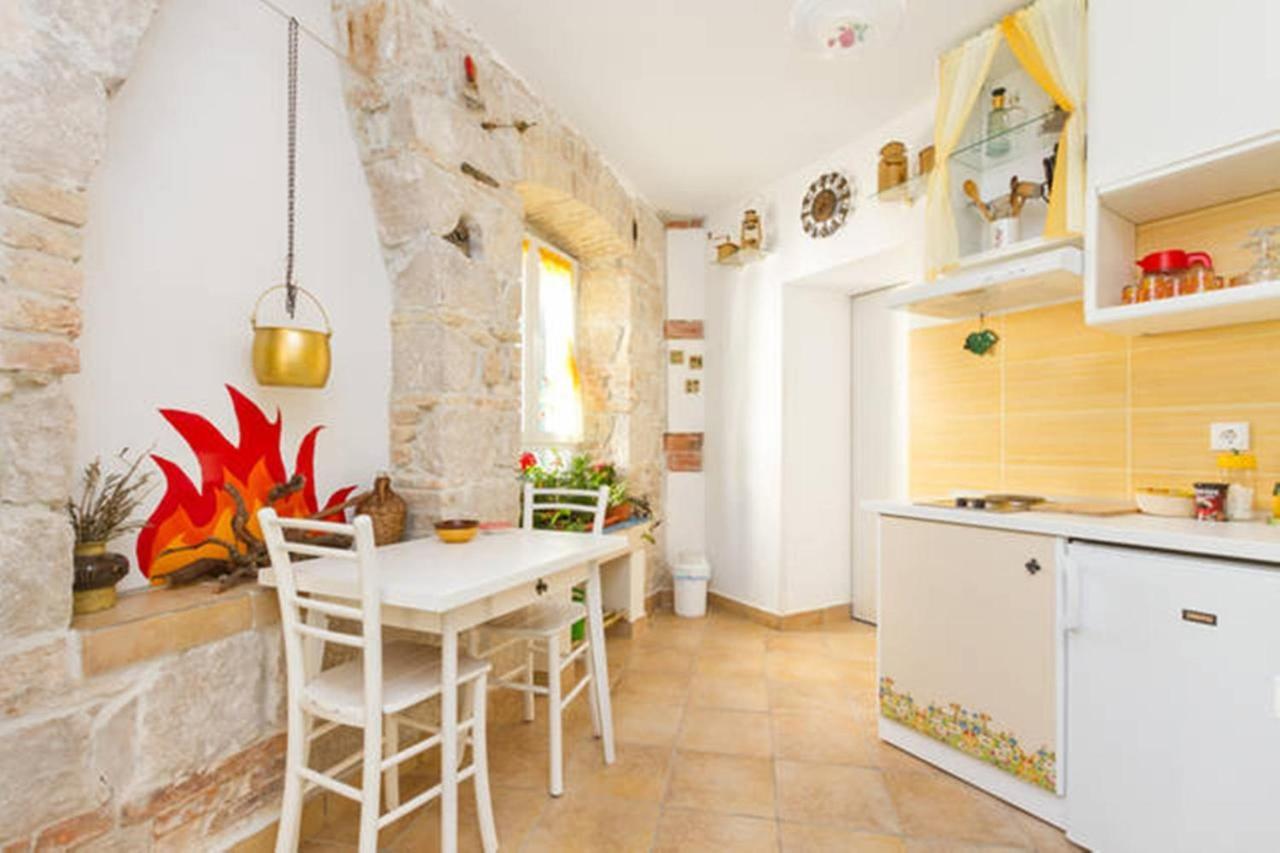 ספליט Studio Apartment Sretna מראה חיצוני תמונה